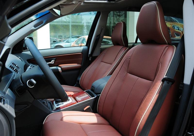 沃尔沃(进口) 沃尔沃XC90 2011款 2.5T 北欧行政版