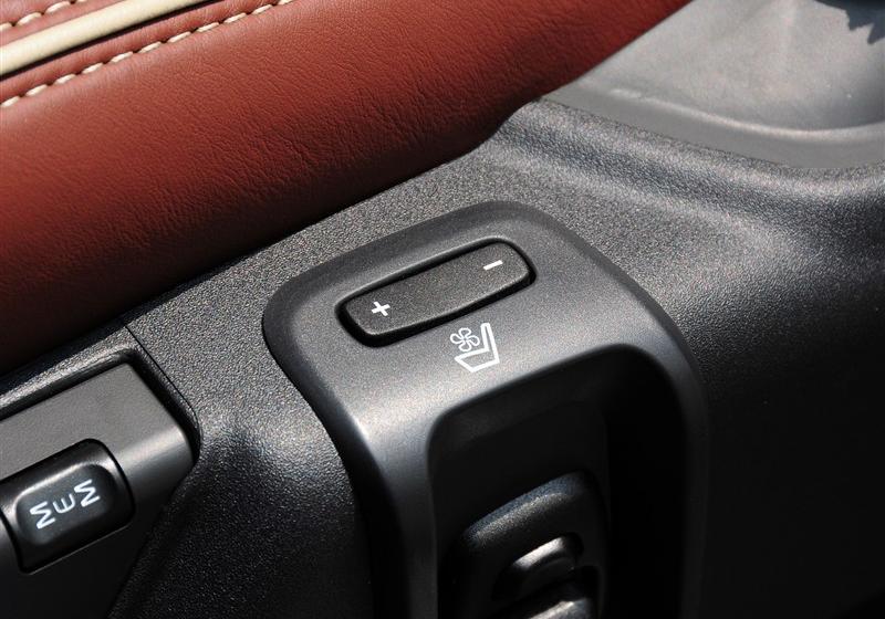 沃尔沃(进口) 沃尔沃XC90 2011款 2.5T 北欧行政版