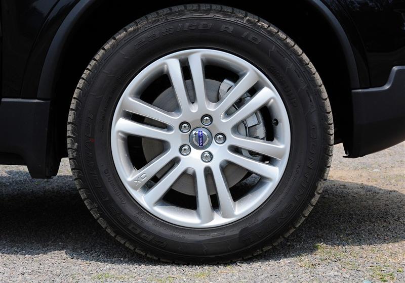 沃尔沃(进口) 沃尔沃XC90 2011款 2.5T 北欧行政版