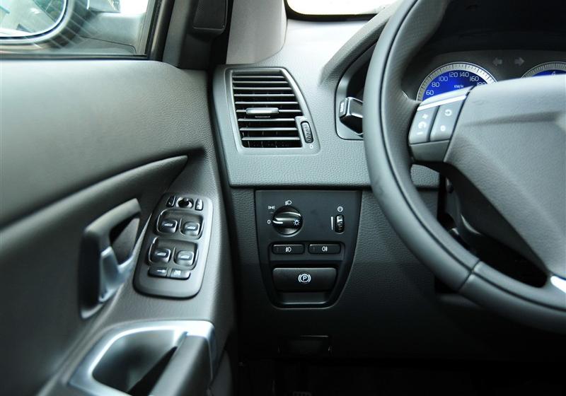 沃尔沃(进口) 沃尔沃XC90 2011款 2.5T 北欧个性运动版