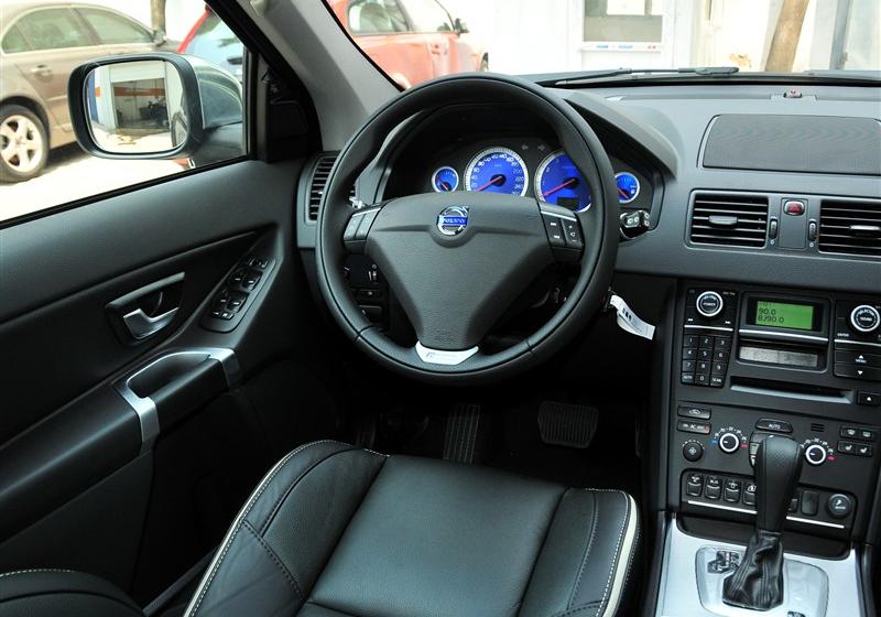 沃尔沃(进口) 沃尔沃XC90 2011款 2.5T 北欧个性运动版