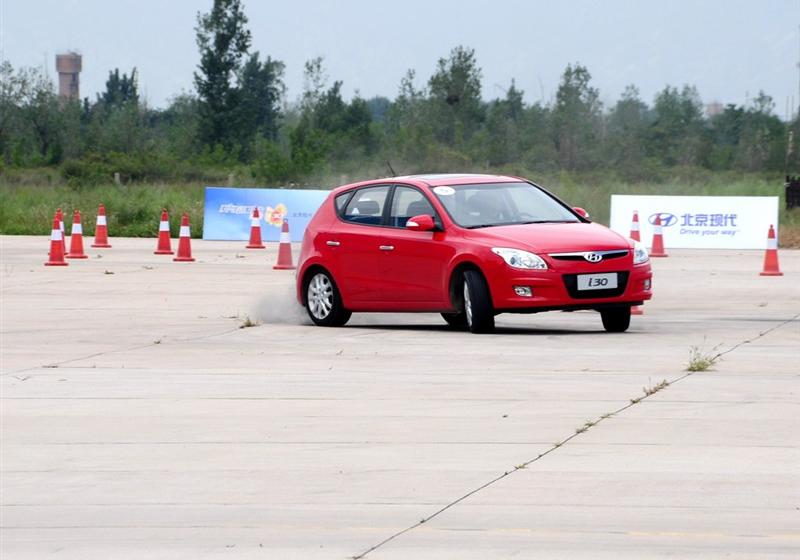 北京现代 北京现代i30 2009款 1.6 自动豪享型