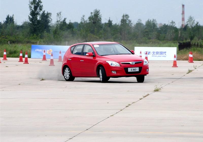 北京现代 北京现代i30 2009款 1.6 自动豪享型