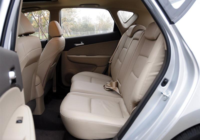 北京现代 北京现代i30 2009款 2.0 手动尊享型