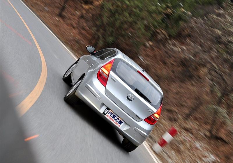 北京现代 北京现代i30 2009款 2.0 手动尊享型