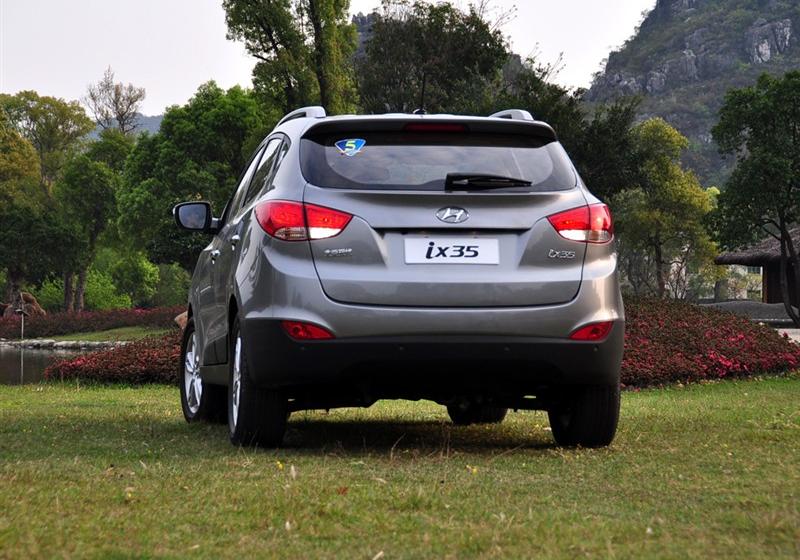 北京现代 北京现代ix35 2010款 精英版 2.0GLS 2WD AT