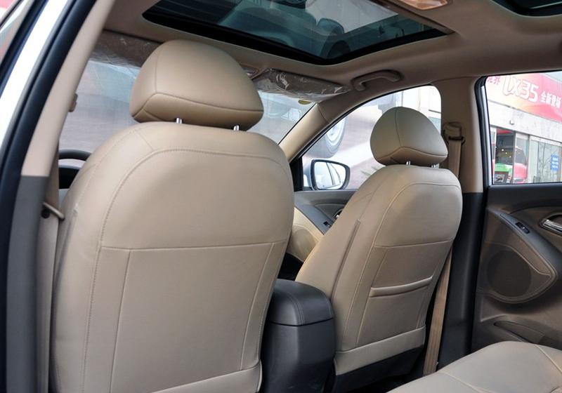 北京现代 北京现代ix35 2010款 尊贵版 2.4GLS 2WD AT