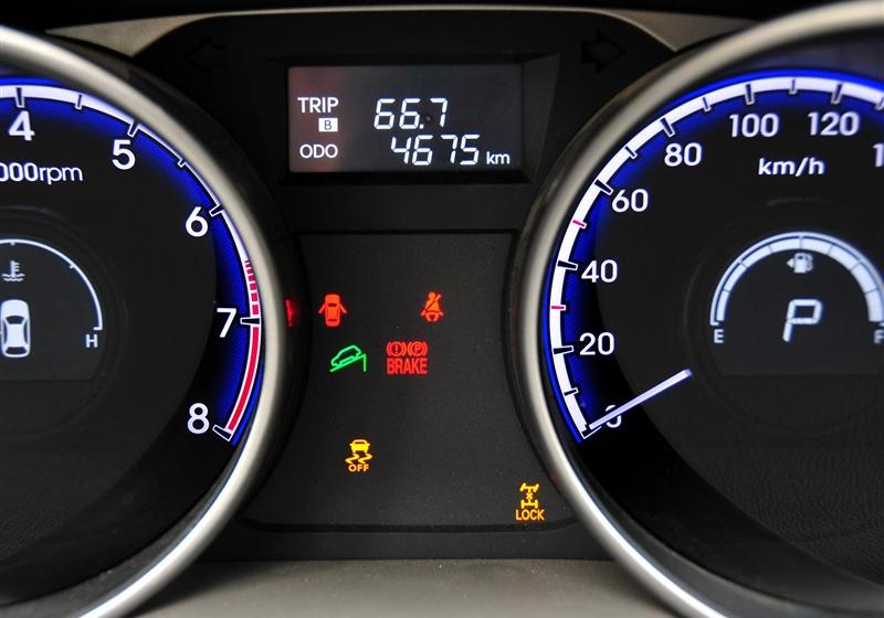北京现代 北京现代ix35 2010款 领航版 2.4GLS 4WD AT