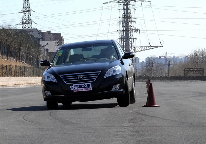 北京现代 领翔 2009款 2.4 TOP