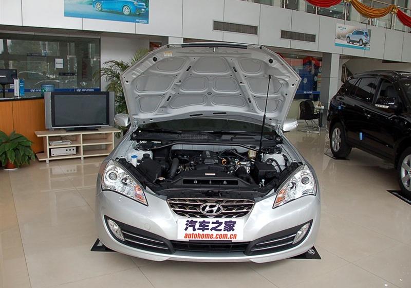 现代(进口) 劳恩斯-酷派 2009款 2.0T 豪华自动版