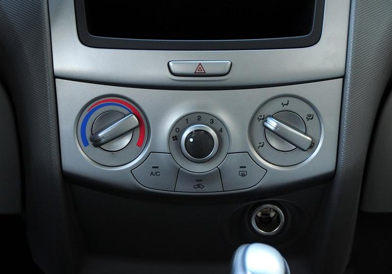 通用雪佛兰 赛欧 2010款 两厢 1.2L EMT理想版