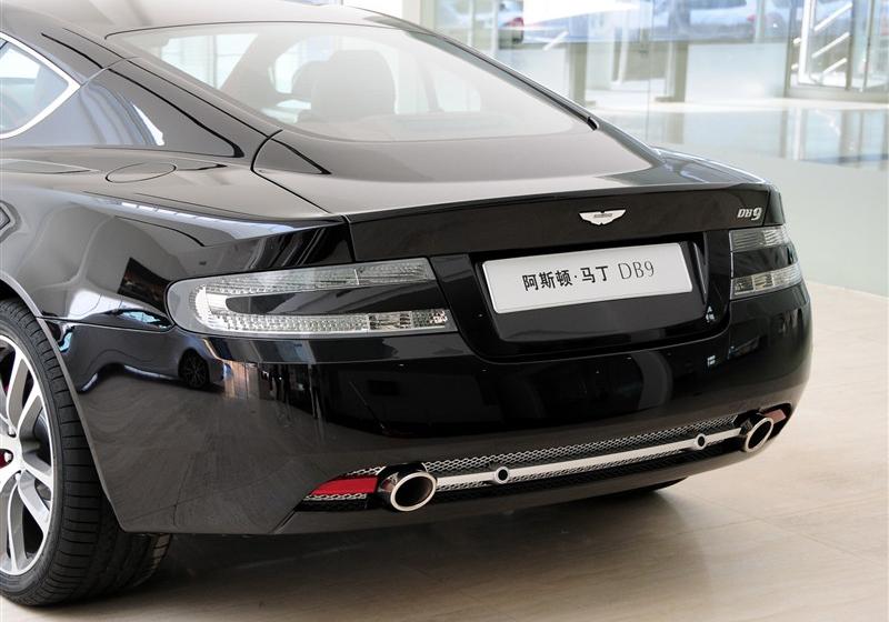 阿斯顿马丁DB9  2011款 6.0 Touchtronic Coupe