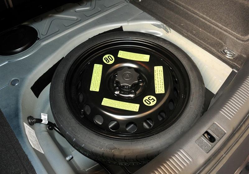 奥迪A4L  2011款 2.0 TFSI 技术型