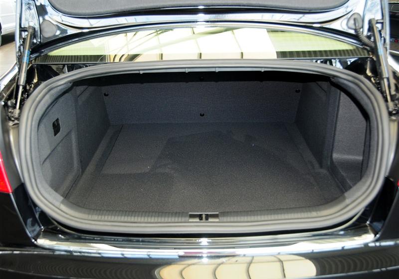 奥迪A6L  2011款 2.8 FSI 舒适型