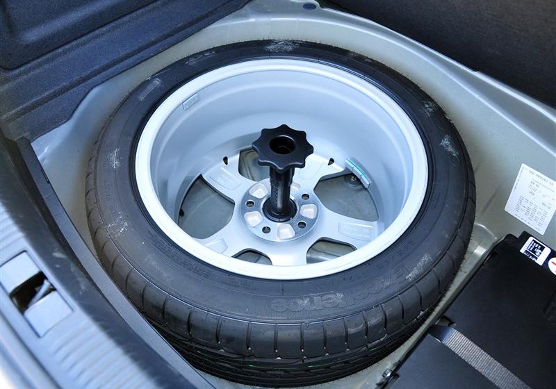 奥迪A6L  2011款 3.0 TFSI quattro 豪华型