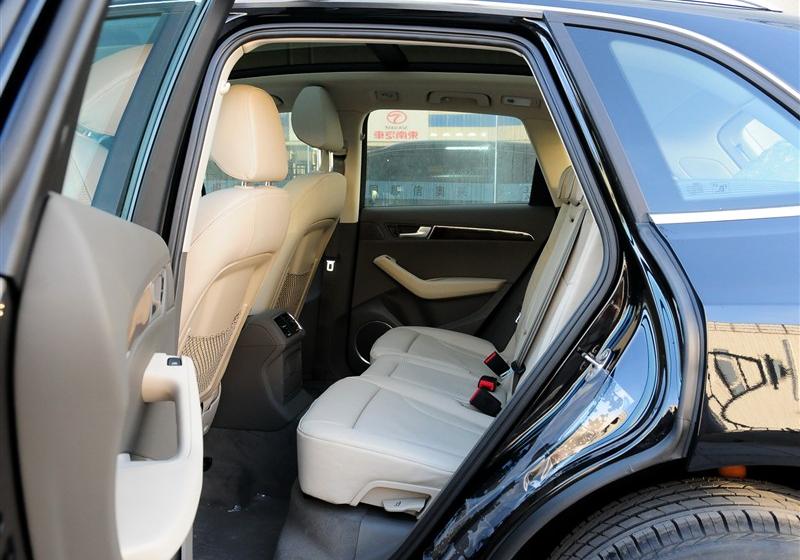 奥迪Q5  2011款 2.0TSI 舒适型