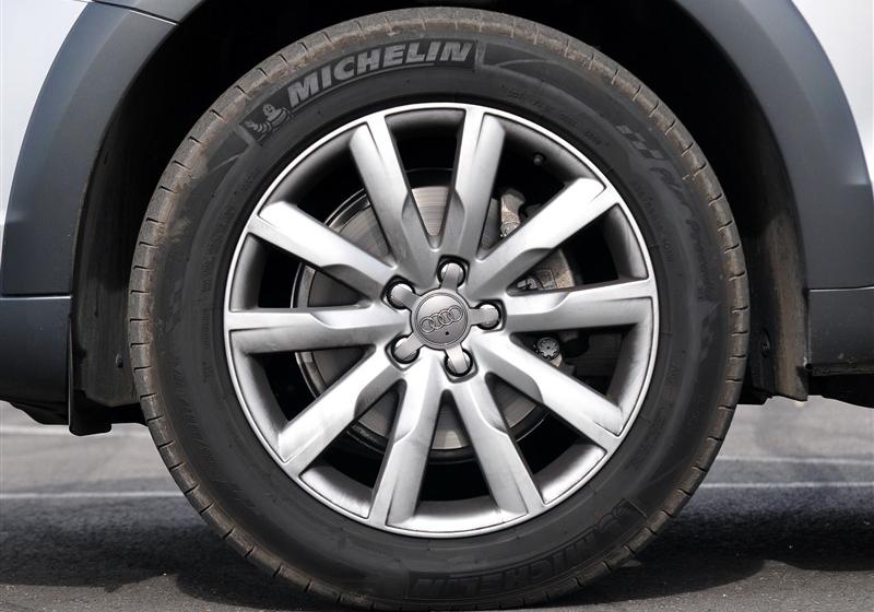 奥迪Q5  2011款 2.0TSI 豪华型