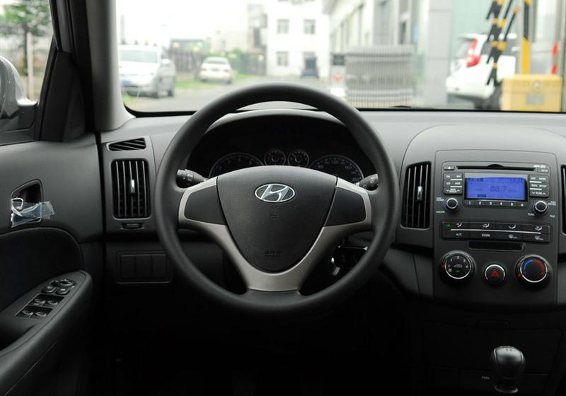 北京现代i30  2009款 1.6 手动劲享型