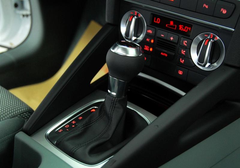 奥迪A3  2010款 Sportback 1.4T 豪华型