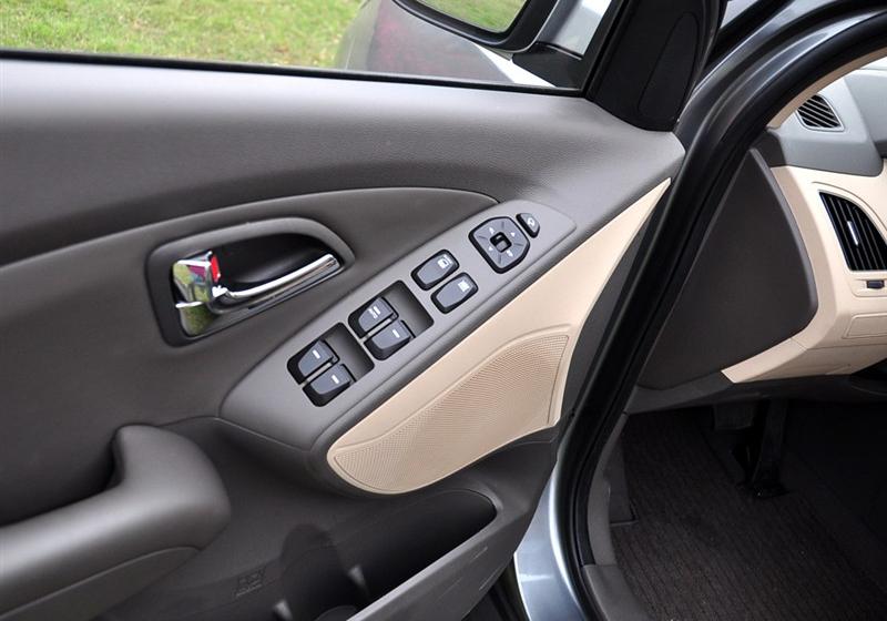 北京现代ix35  2010款 精英版 2.0GLS 2WD AT