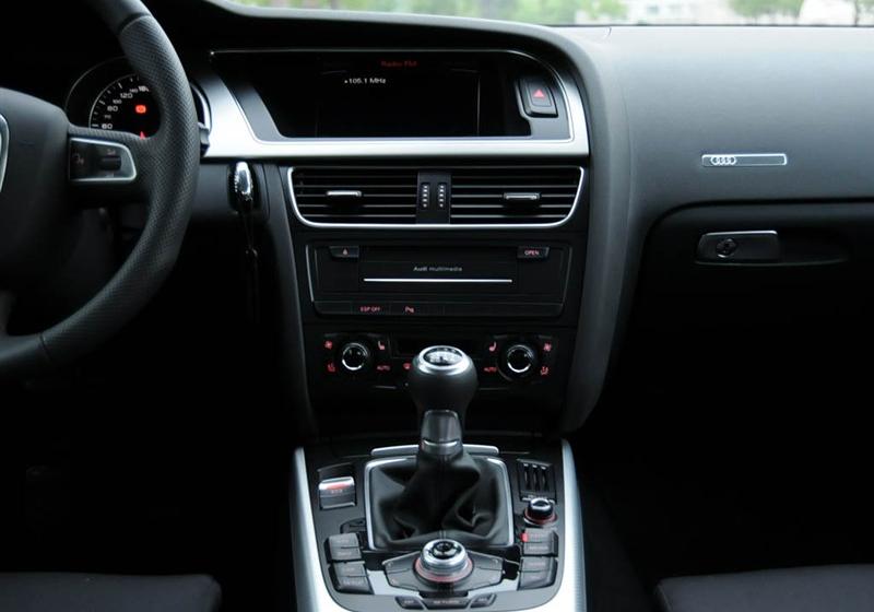 奥迪A5  2010款 2.0TSI Sportback 舒适型