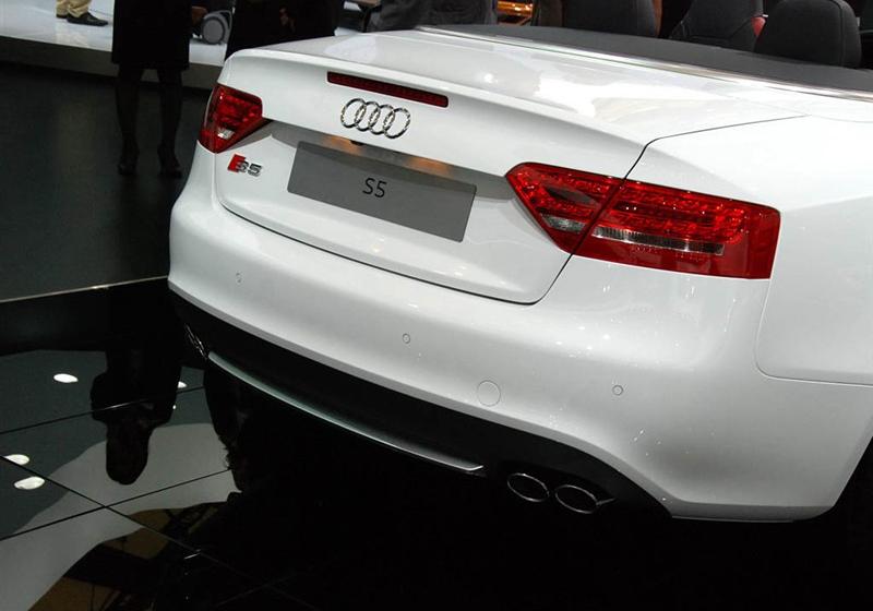 奥迪A5  2010款 3.0T S5 Cabriolet