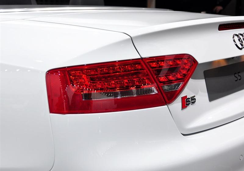 奥迪A5  2010款 3.0T S5 Cabriolet