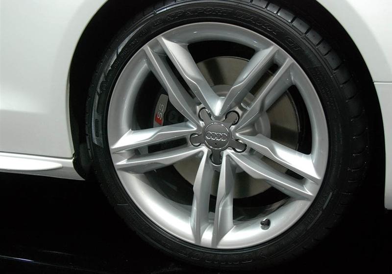 奥迪A5  2010款 3.0T S5 Cabriolet