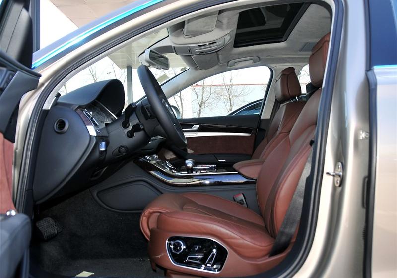 奥迪A8  2011款 3.0TFSI quattro豪华型(213kW)