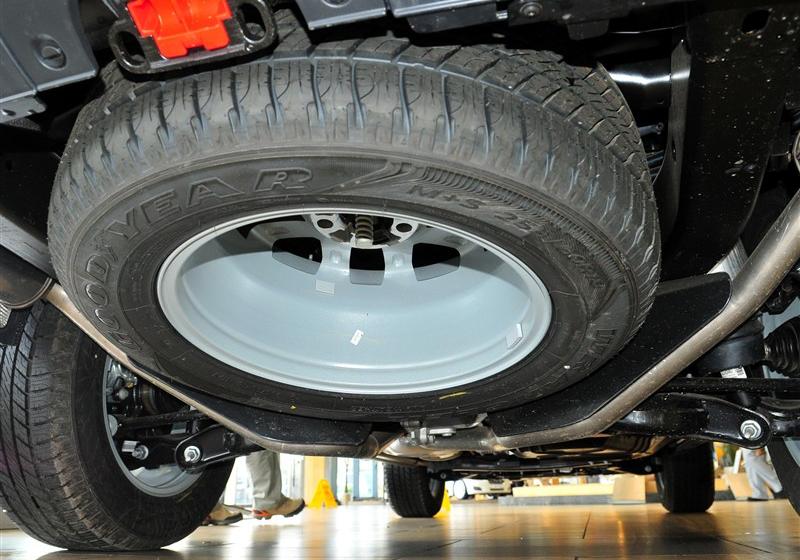 第四代发现  2011款 4.0 V6 HSE