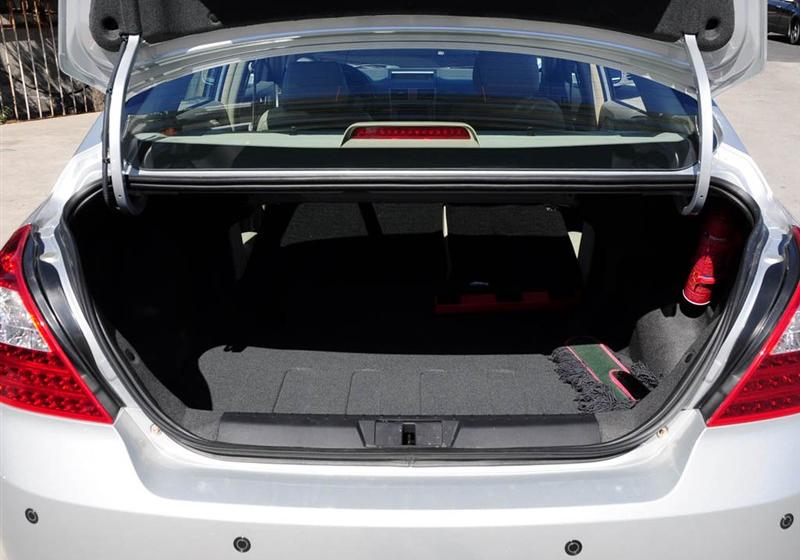 帝豪EC7  2009款 1.8 MT豪华型