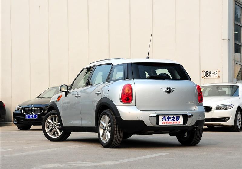MINI COUNTRYMAN  2011款 1.6L COOPER FUN