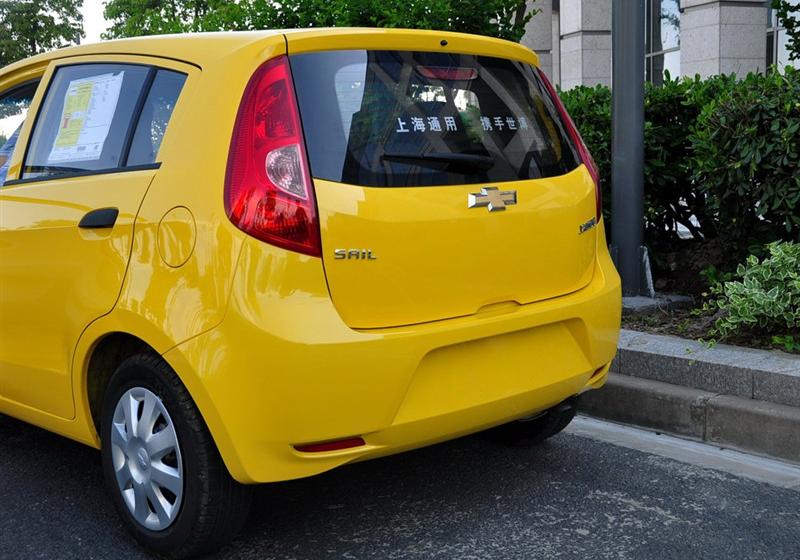 赛欧  2010款 两厢 1.2L EMT理想版