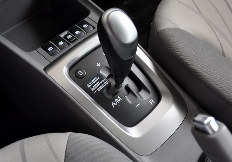 赛欧  2010款 两厢 1.4L EMT优逸版