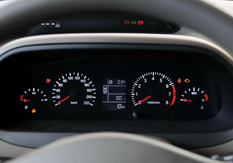 风云2  2010款 1.5 两厢 豪华型