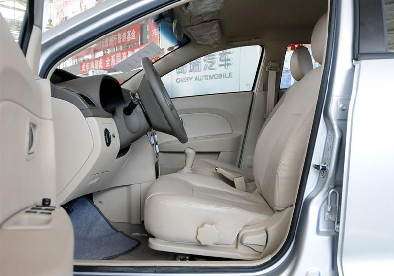 风云2  2010款 1.5 两厢 豪华型