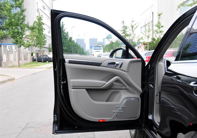 卡宴  2011款 Cayenne Turbo