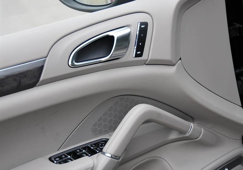 卡宴  2011款 Cayenne Turbo