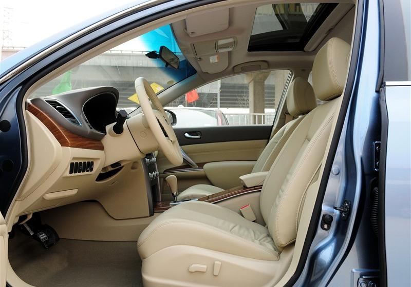 天籁  2011款 2.5L XL-NAVI 智领版