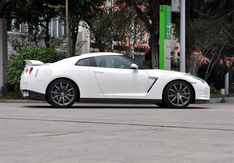 日产GT-R  2012款 3.8T Premium Edition