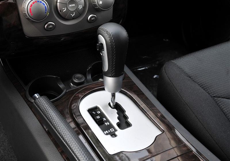荣威W5  2011款 1.8T 2WD 胜域版