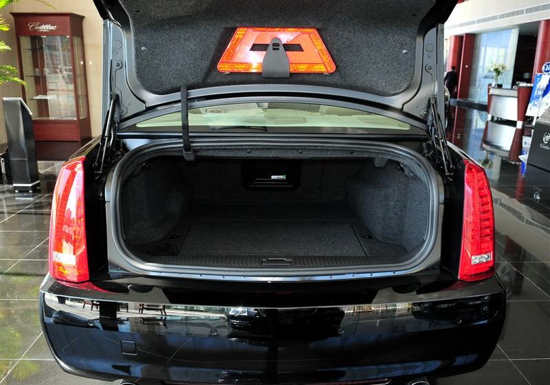 SLS赛威  2011款 2.0T 豪华型