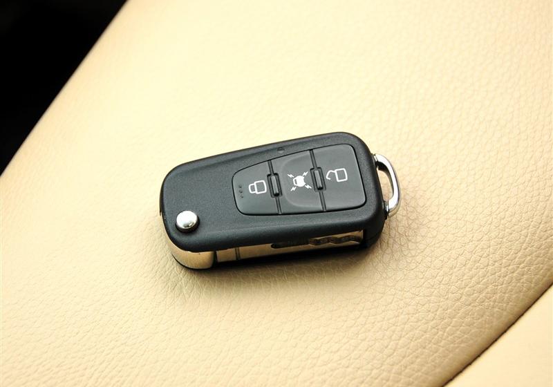 荣威W5  2011款 1.8T 4WD 豪域版
