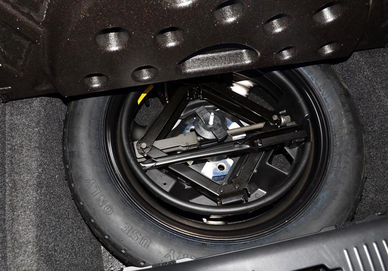 SLS赛威  2011款 2.0T 行政版