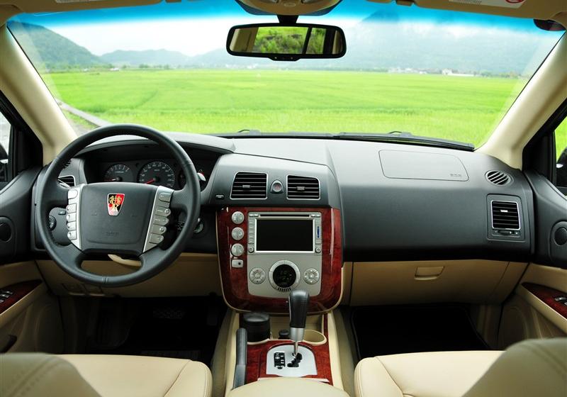 荣威W5  2011款 3.2L 4WD 尊域版