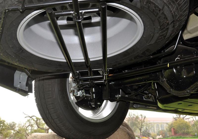 荣威W5  2011款 3.2L 4WD 尊域版