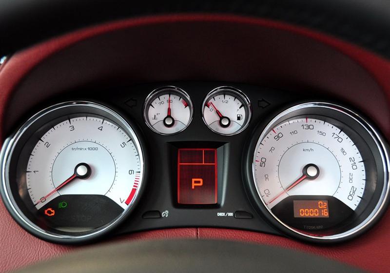 标致308(进口)  2009款 1.6T CC 自动豪华型