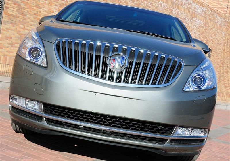 别克GL8  2011款 3.0L XT豪华商务旗舰版
