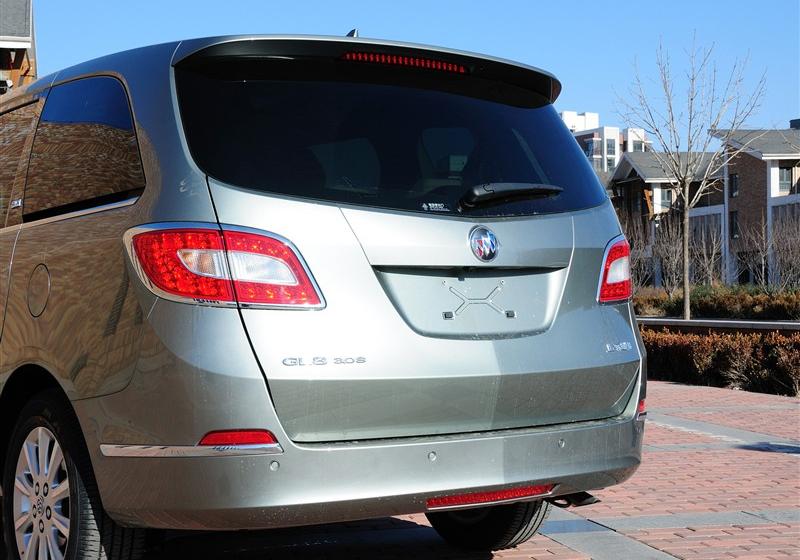 别克GL8  2011款 3.0L XT豪华商务旗舰版