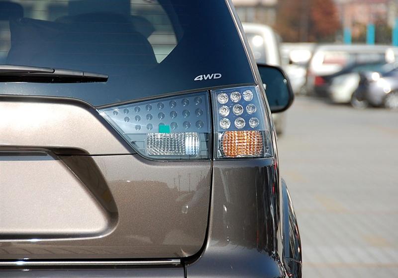 OUTLANDER EX  2010款 劲界 2.0 运动版